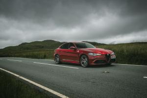 Alfa Romeo Giulia Quadrifoglio 2020 года  (UK)